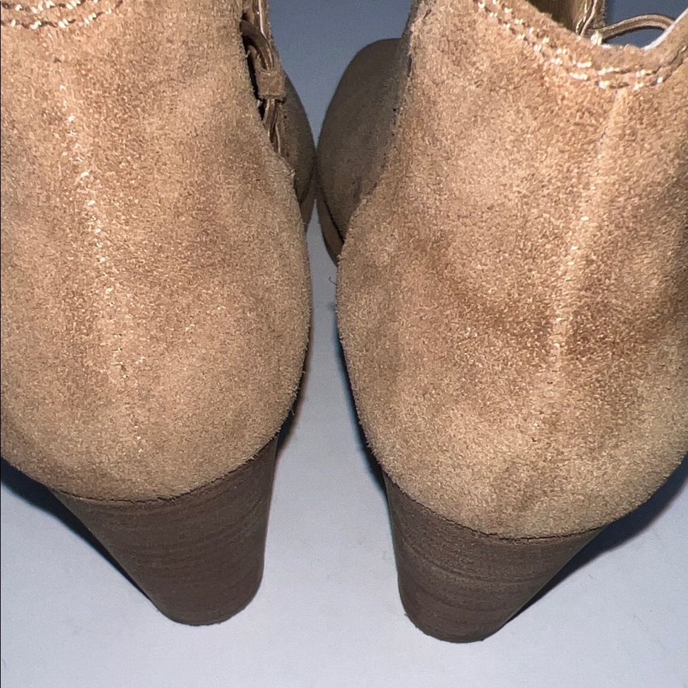 Women's Lucky Brand Tan Wedge Sandals size 8 - Picture 7 of 9